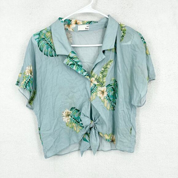 Wilfred Tops - WILFRED FREE Crop Top Women Size Small Button Down Tropical Floral Short Sleeve